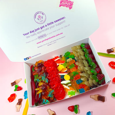 USA & Canada Customers Pick your own: Pick N Mix Box